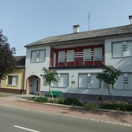 Pension Lang Sankt Andrä bei Frauenkirchen Exteriér fotografie